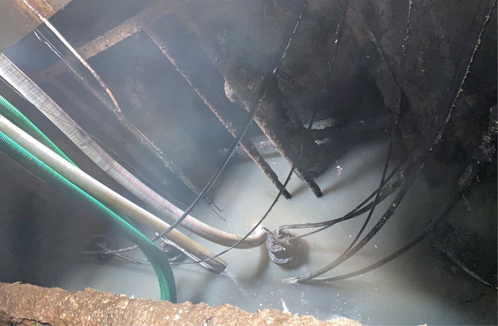 272香山路商城污水池清运