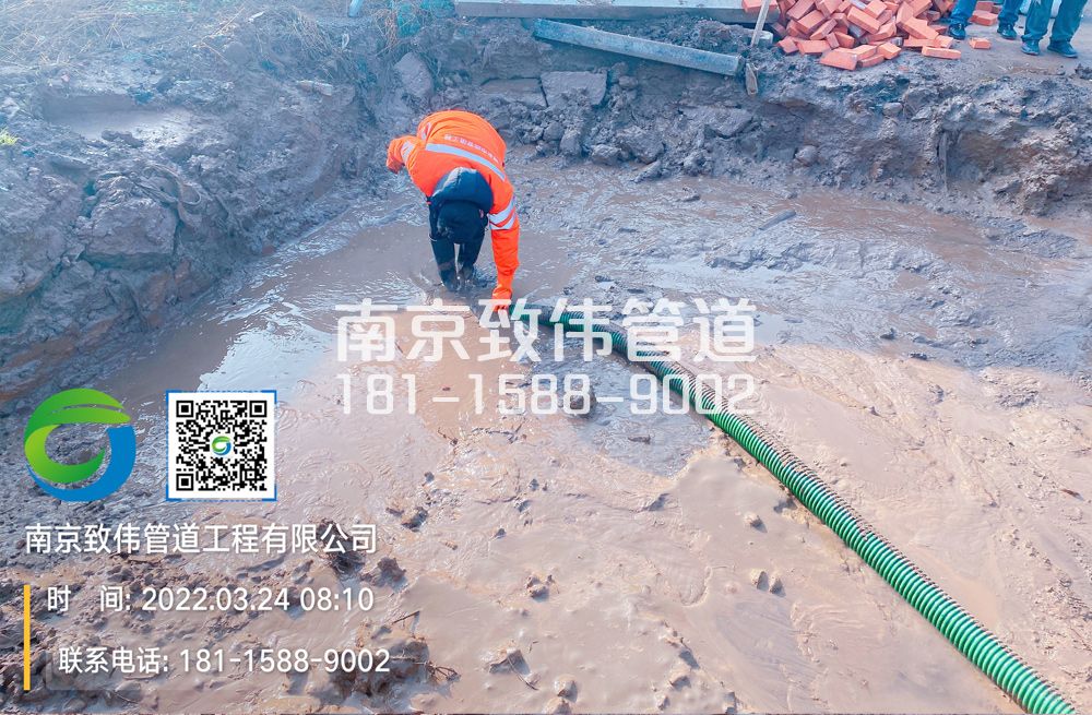 363香山路工地泥浆清理